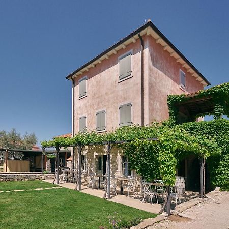 Winery Cuj Bed & Breakfast Vilanija Buitenkant foto