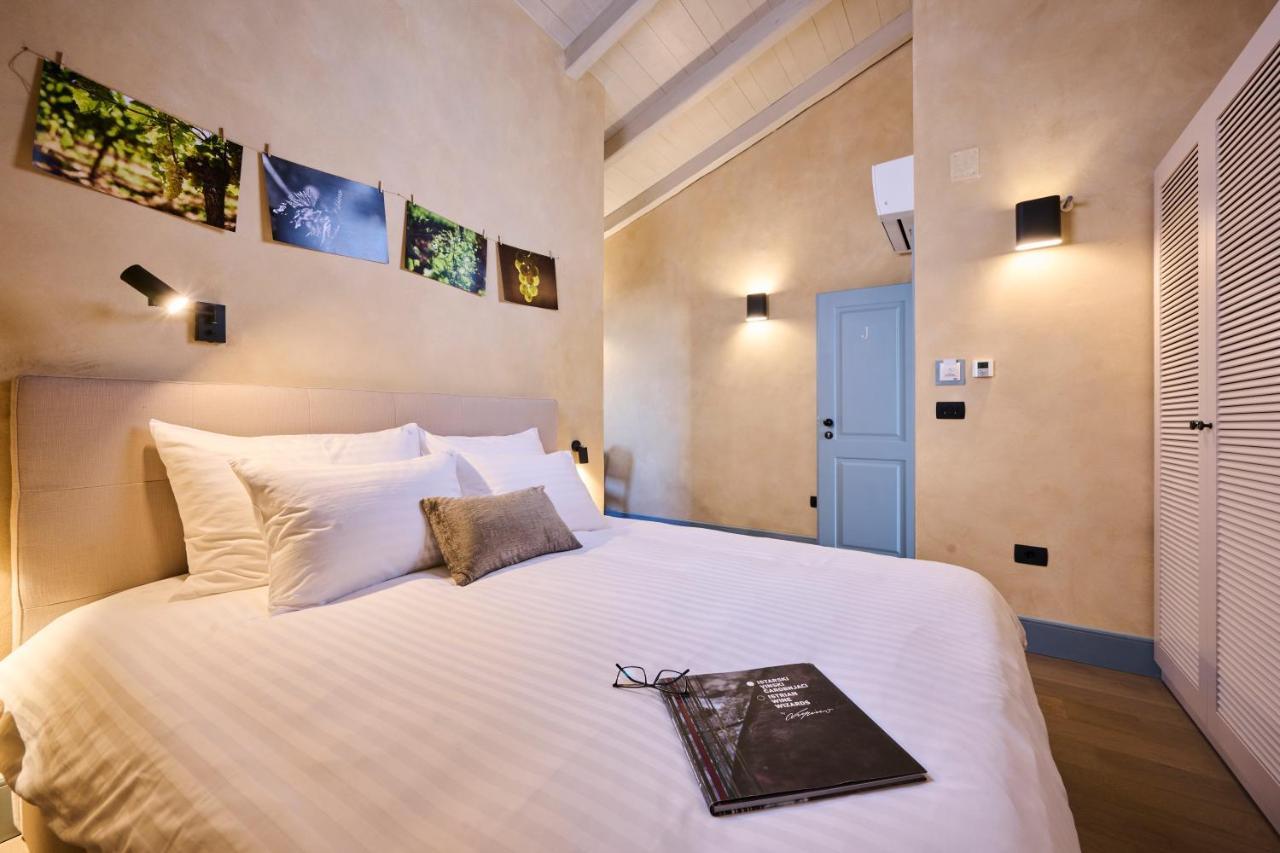 Winery Cuj Bed & Breakfast Vilanija Buitenkant foto